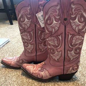 Women Coral cowboy boots